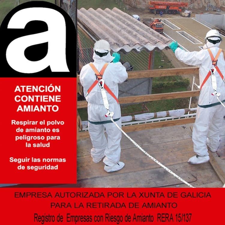 Personal cualificado de Condega señalizando una obra con amianto en A Coruña