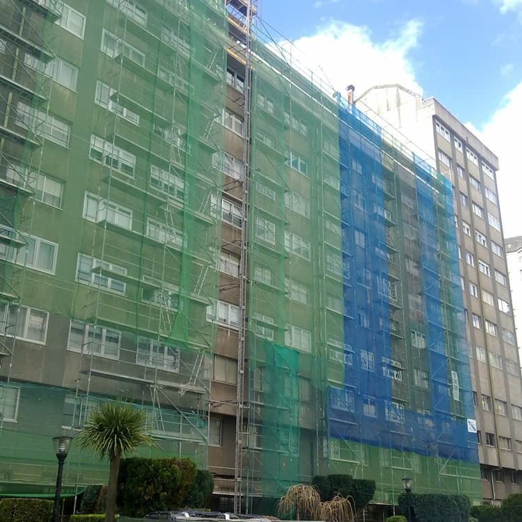Edificio de viviendas en obra de rehabilitación por Condega en A Coruña